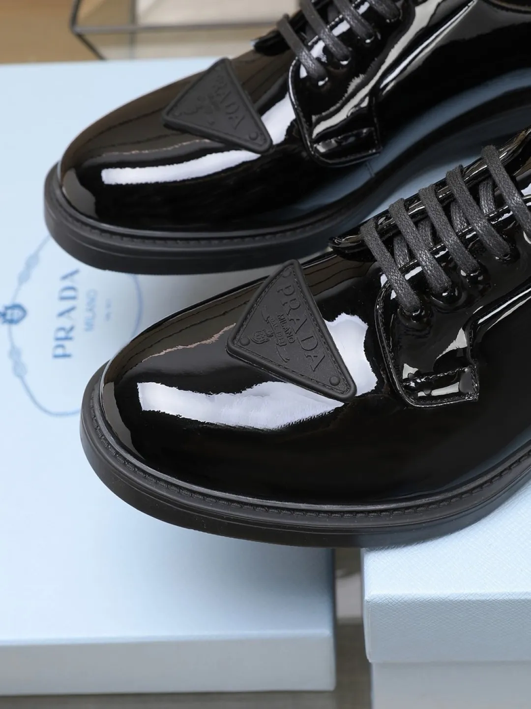 P640💰🔥《PRADA》👏Latest • High-end top brand luxury ~ purchasing agency, top quality. New fashionable business men's shoes🔜The uppers are made of original open-edge beaded cowhide➕cowhide·lining, with fine workmanship. The original stylish and soft combination wear-resistant and non-slip outsole is light and comfortable on the feet. The real thing looks better in real life. Size: 38/45